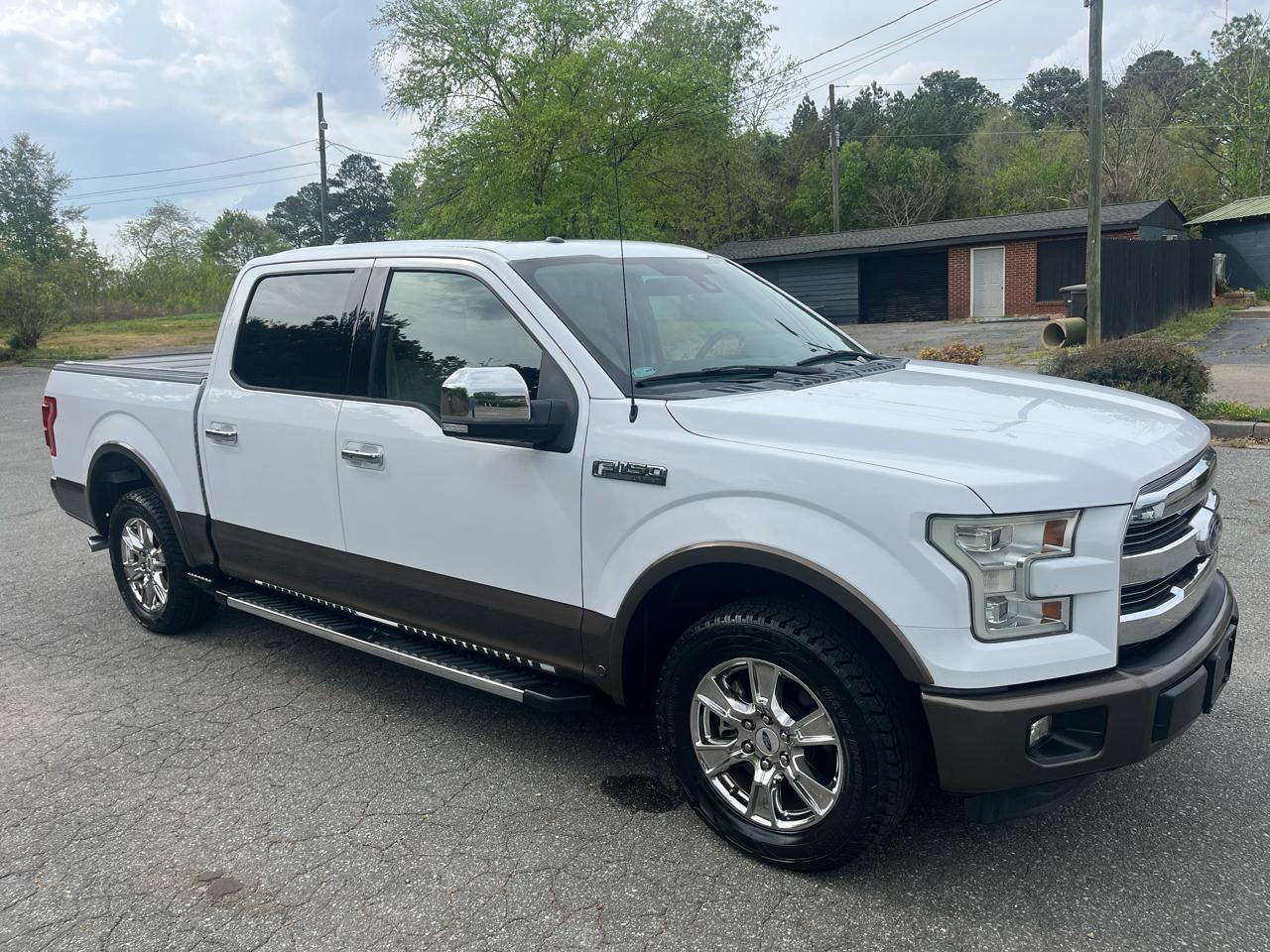 2015 Ford F-150 2WD SuperCrew 145" Lariat