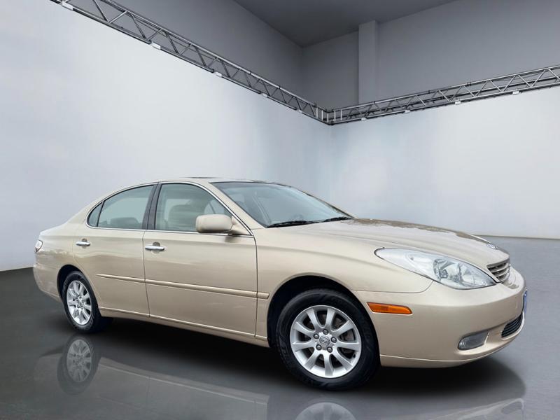 2003 Lexus ES 300's photo