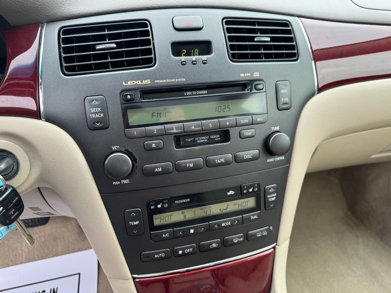 Lexus ES 300 Sedan 2003