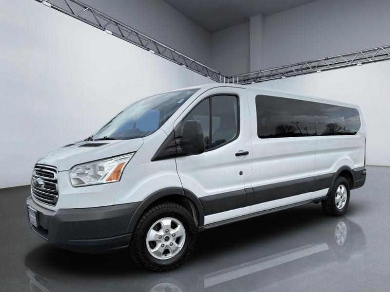 Ford Transit 350 Wagon Low Roof XL w/Sliding Pass. 148-in. WB 2017