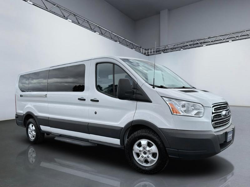 2017 Ford Transit Wagon XLT's photo