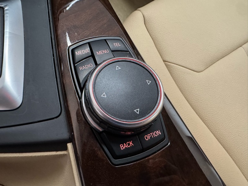 BMW 3-Series 328i xDrive Sedan 2015