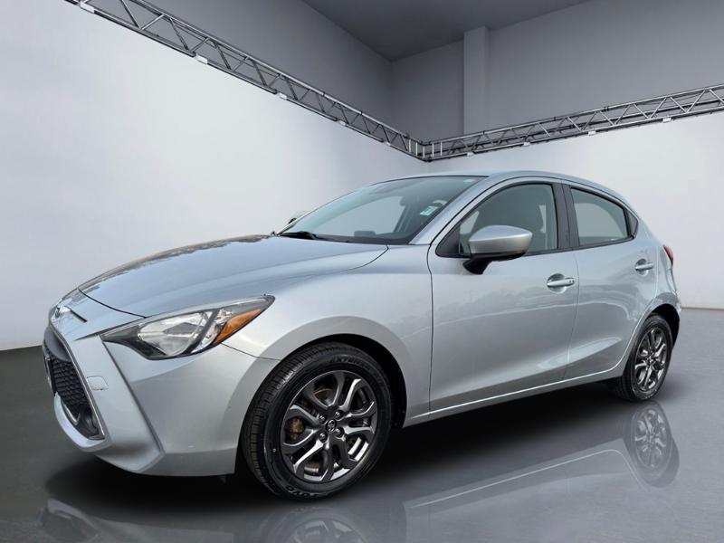 Toyota Yaris LE Hatchback 2020