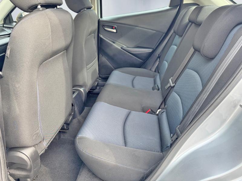 Toyota Yaris LE Hatchback 2020