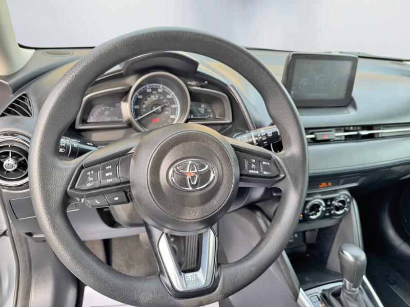 Toyota Yaris LE Hatchback 2020