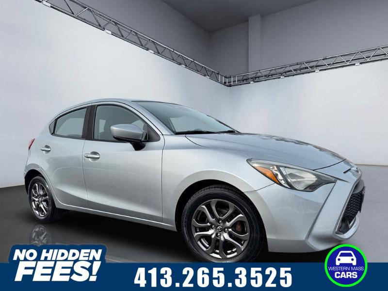 2020 Toyota Yaris LE Hatchback