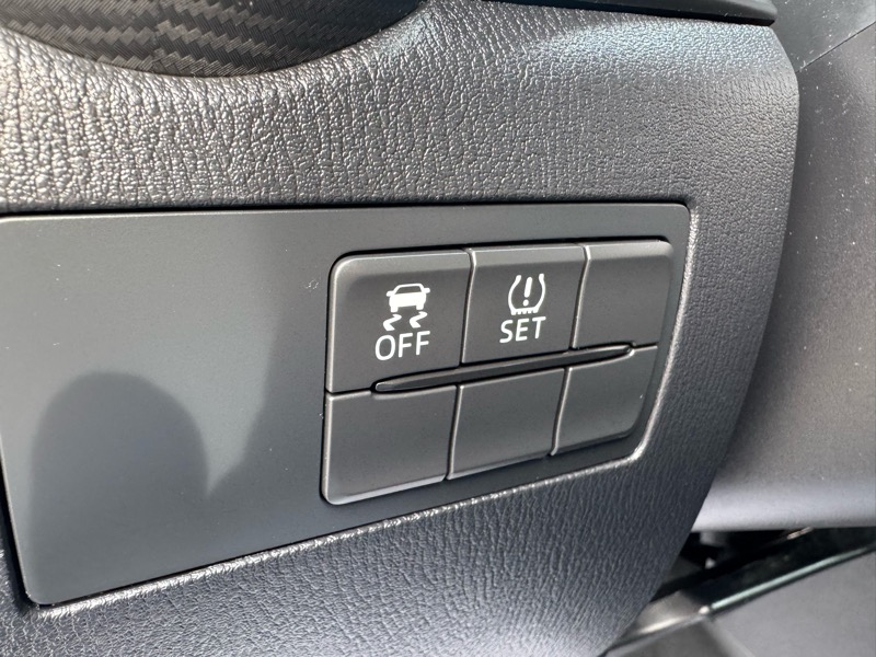 Toyota Yaris LE Hatchback 2020