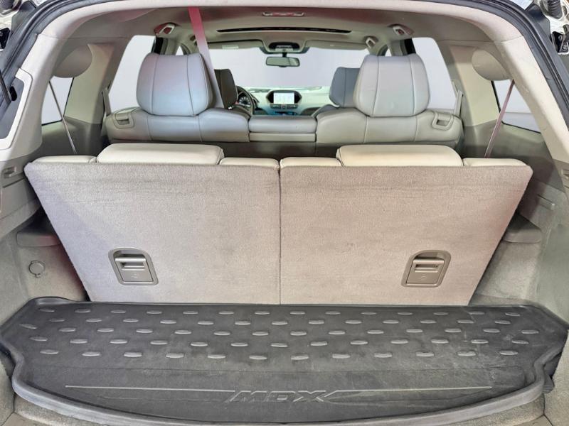 Acura MDX 6-Spd AT w/Tech Package 2011