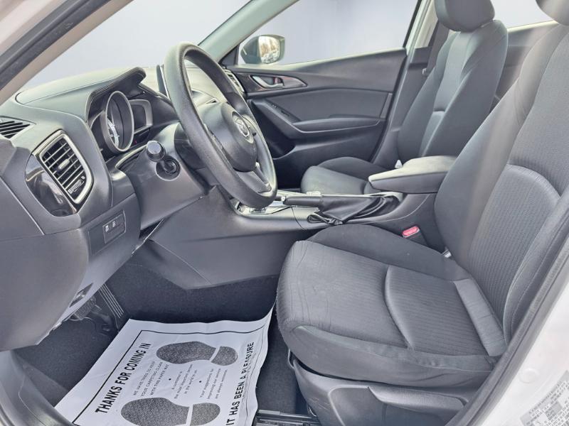 Mazda MAZDA3 i Sport AT 4-Door 2016