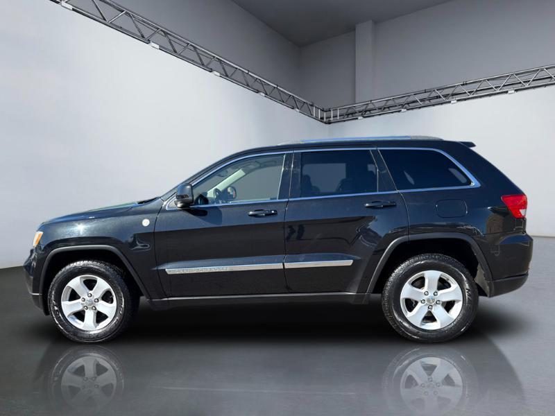 Jeep Grand Cherokee Laredo 4WD 2011