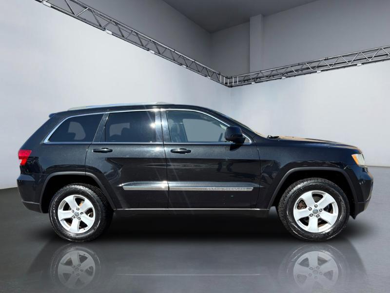 Jeep Grand Cherokee Laredo 4WD 2011