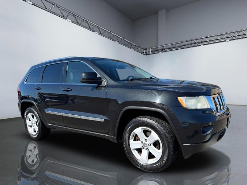 Jeep Grand Cherokee Laredo 4WD 2011