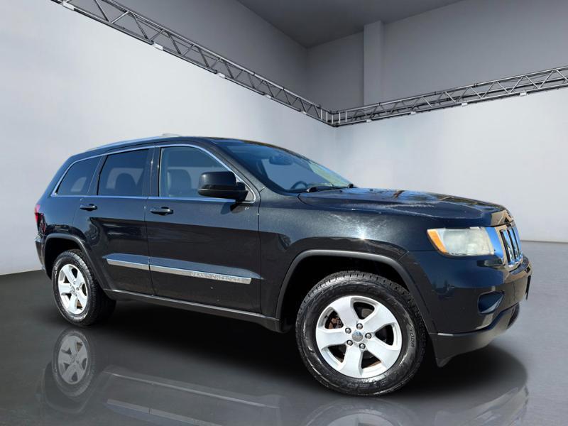 Jeep Grand Cherokee Laredo 4WD 2011