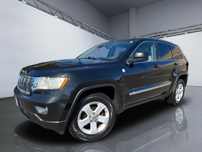 Jeep Grand Cherokee Laredo 4WD 2011