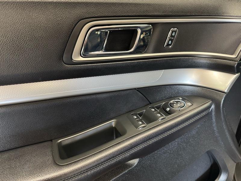 Ford Explorer XLT 4WD 2016