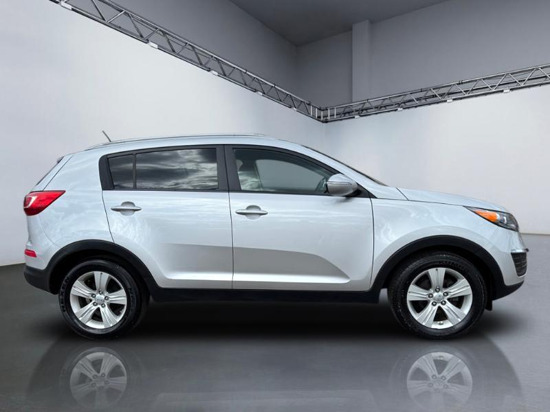 Kia Sportage LX FWD 2011