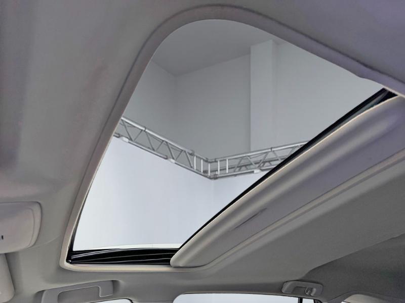 Toyota RAV4 Limited AWD 2016