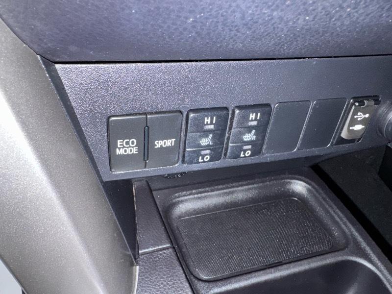 Toyota RAV4 Limited AWD 2016