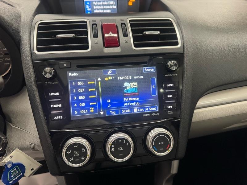 Subaru Forester 2.5i Premium PZEV CVT 2016