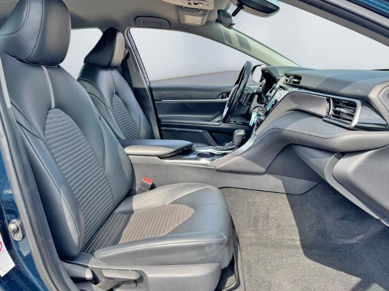 Toyota Camry XLE 2019