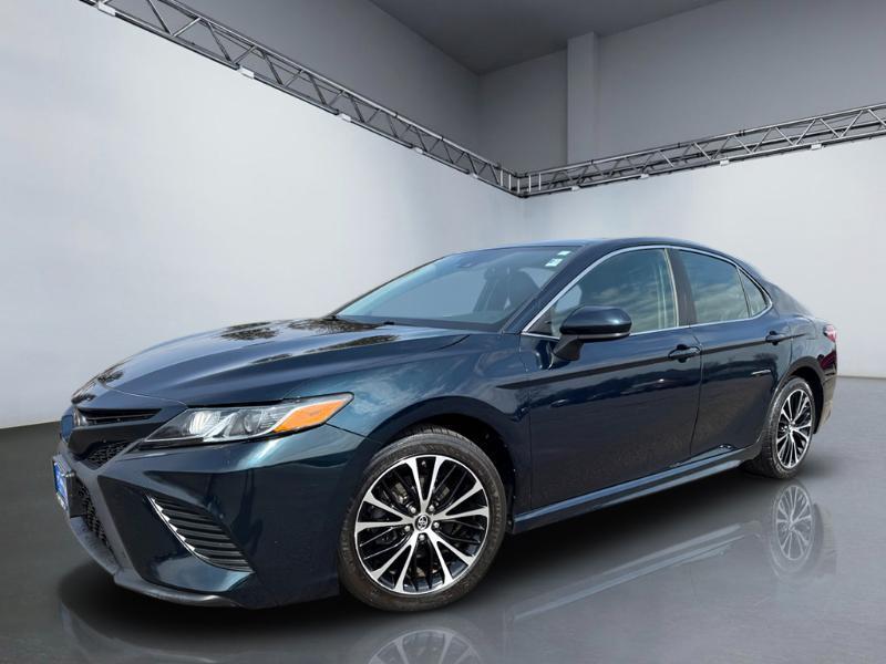 Toyota Camry XLE 2019