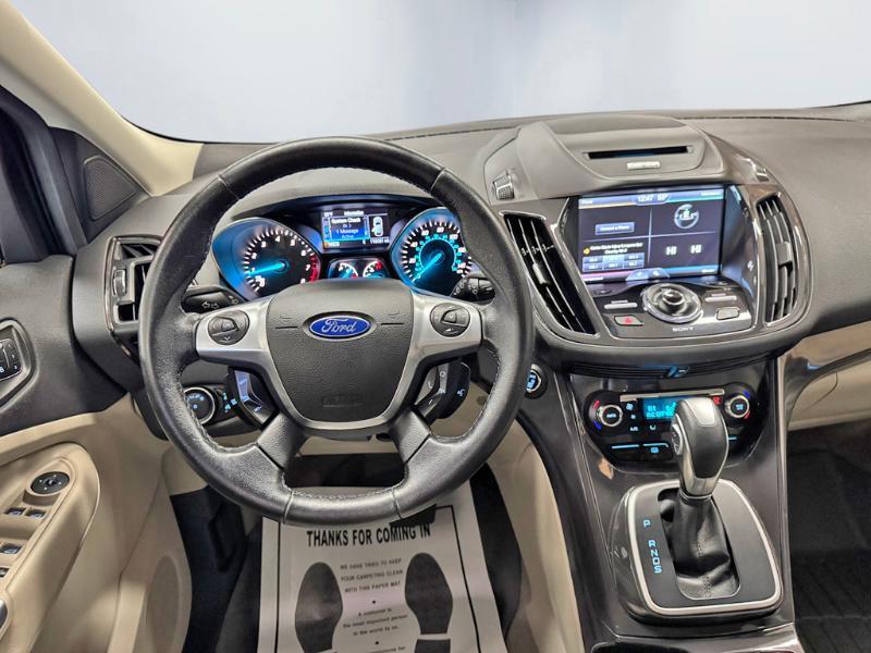 Ford Escape Titanium 4WD 2014