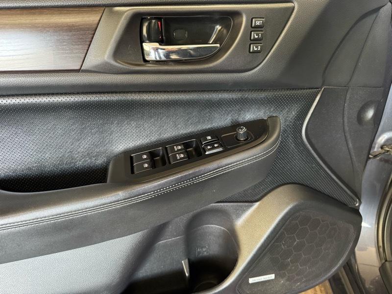 Subaru Legacy 2.5i Limited 2015