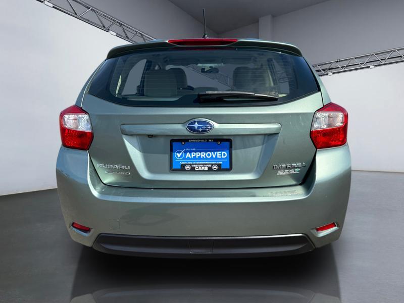 Subaru Impreza 2.0i Premium PZEV 5-Door 2016