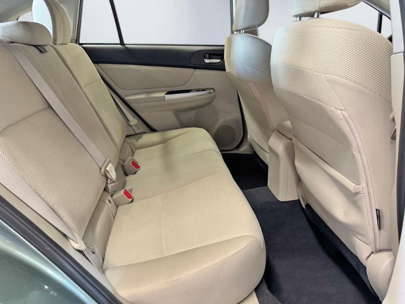 Subaru Impreza 2.0i Premium PZEV 5-Door 2016