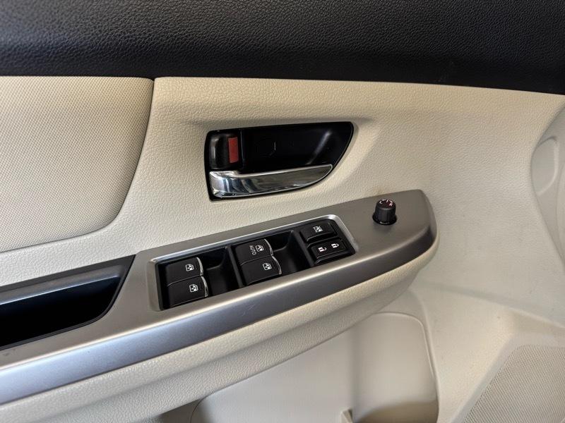 Subaru Impreza 2.0i Premium PZEV 5-Door 2016