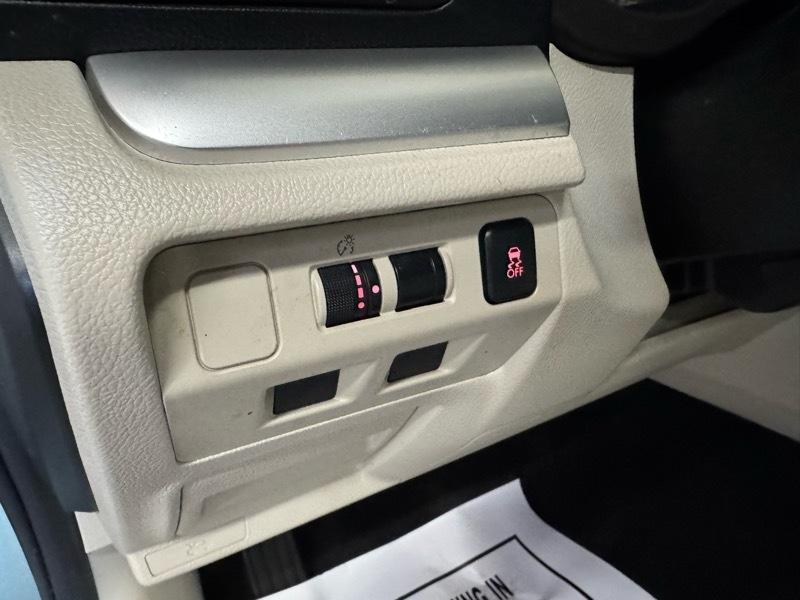 Subaru Impreza 2.0i Premium PZEV 5-Door 2016