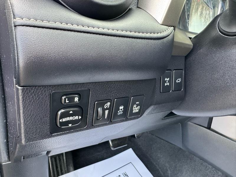 Toyota RAV4 Limited AWD 2015