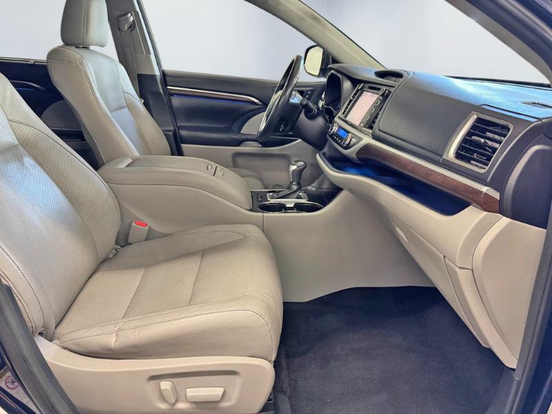 Toyota Highlander Limited AWD V6 2014