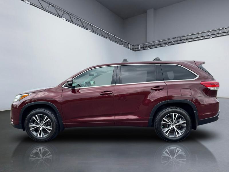 Toyota Highlander LE Plus AWD V6 2017