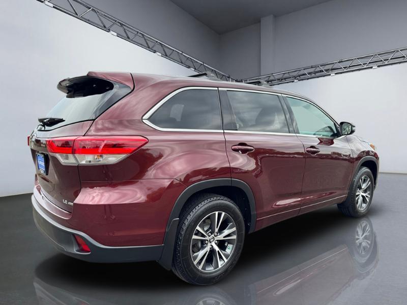 Toyota Highlander LE Plus AWD V6 2017