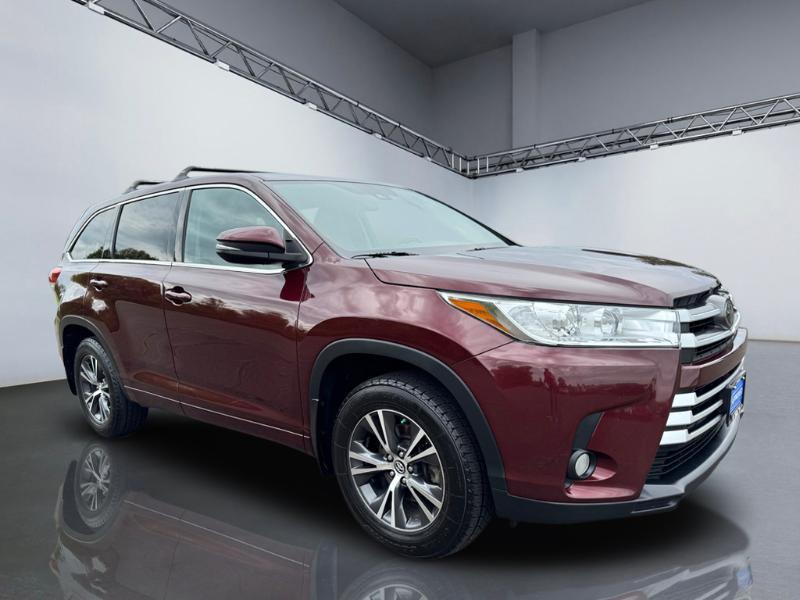 Toyota Highlander LE Plus AWD V6 2017