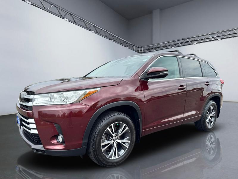 Toyota Highlander LE Plus AWD V6 2017