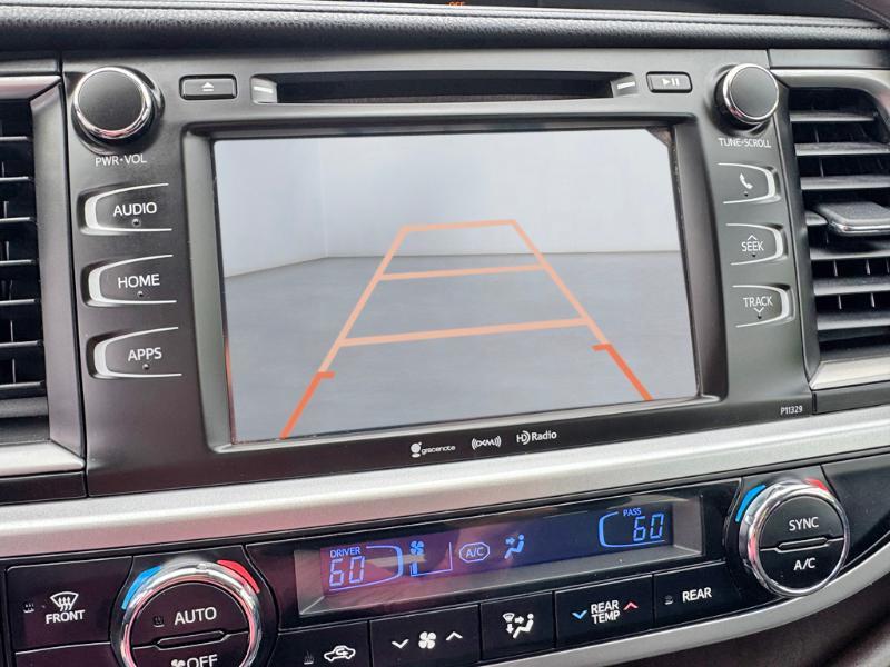 Toyota Highlander LE Plus AWD V6 2017