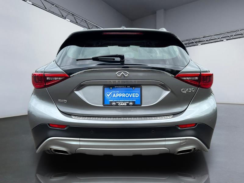 Infiniti QX30 Luxury AWD 2018