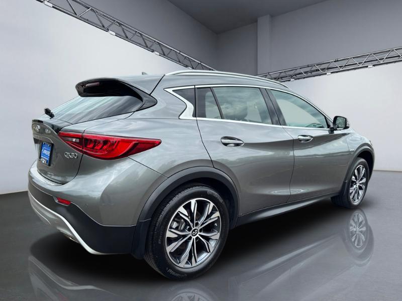 Infiniti QX30 Luxury AWD 2018