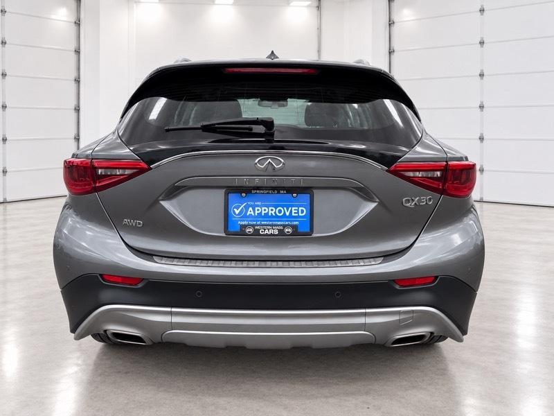 Infiniti QX30 Luxury AWD 2018