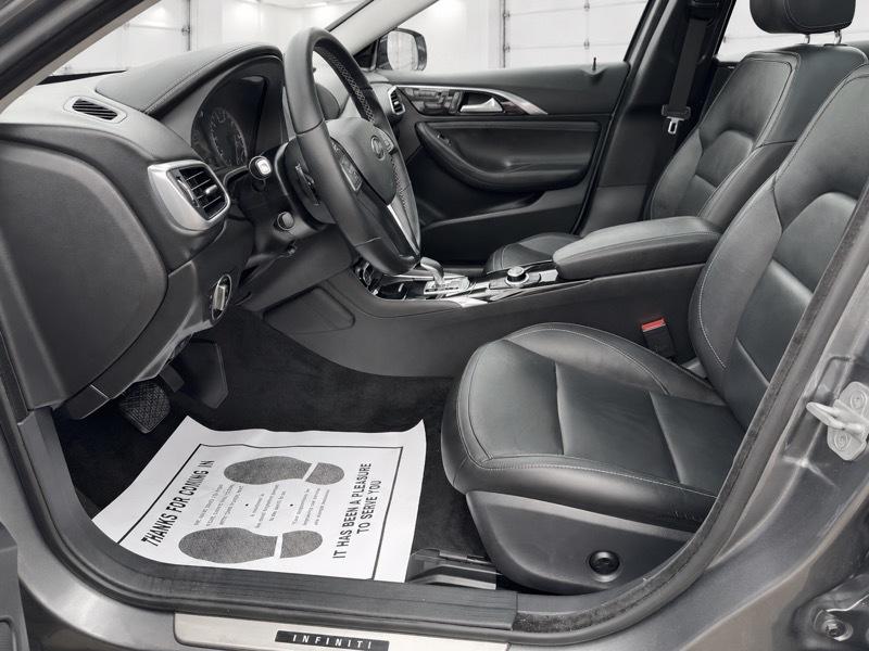 Infiniti QX30 Luxury AWD 2018