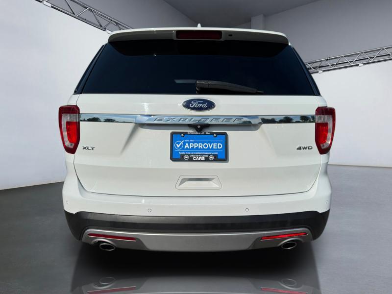 Ford Explorer XLT 4WD 2016