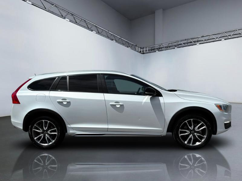 Volvo V60 Cross Country T5 2017