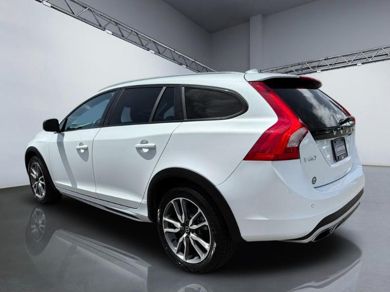 Volvo V60 Cross Country T5 2017