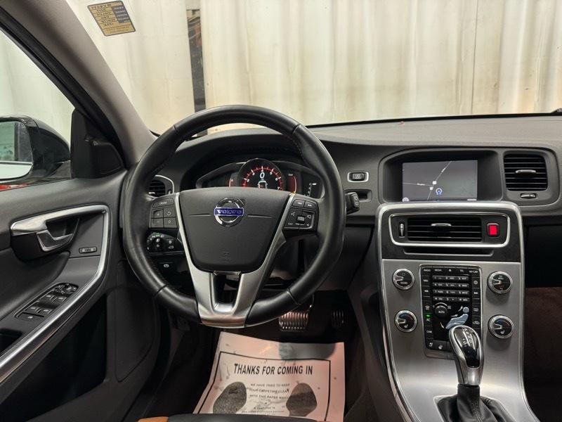 Volvo V60 Cross Country T5 2017