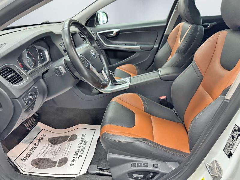 Volvo V60 Cross Country T5 2017
