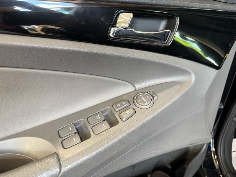 Hyundai Sonata Limited Auto 2013