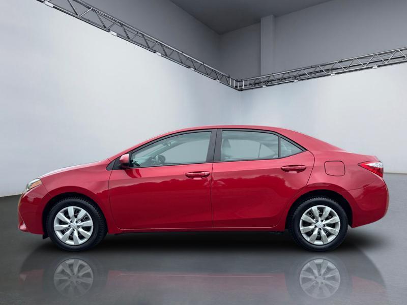 Toyota Corolla LE 2015