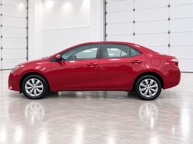 Toyota Corolla LE 2015